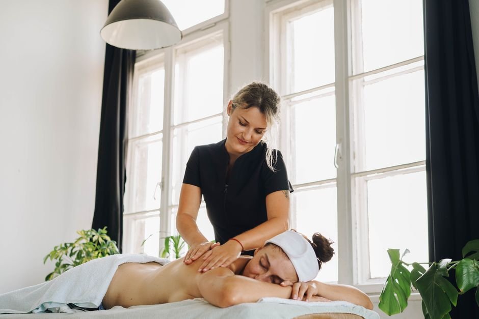 Core Services Offered by Houston’s Massage and Facial Spas